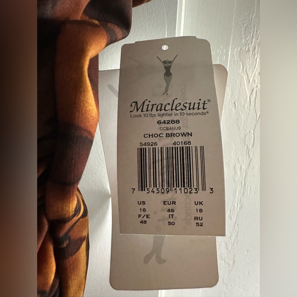 Miraclesuit Oceanus One Piece Swimsuit - Picture 5 of 14